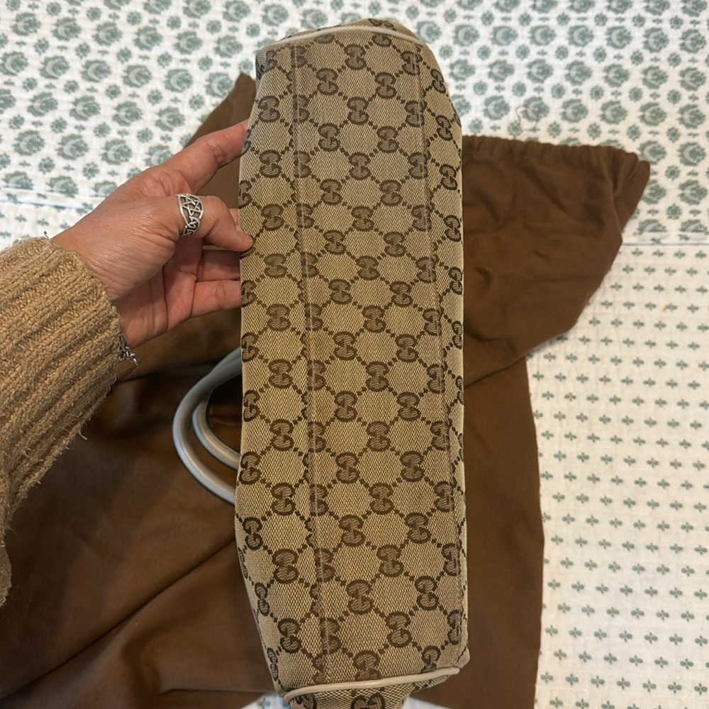 Gucci Monogram Medium Sukey Beige - image 5
